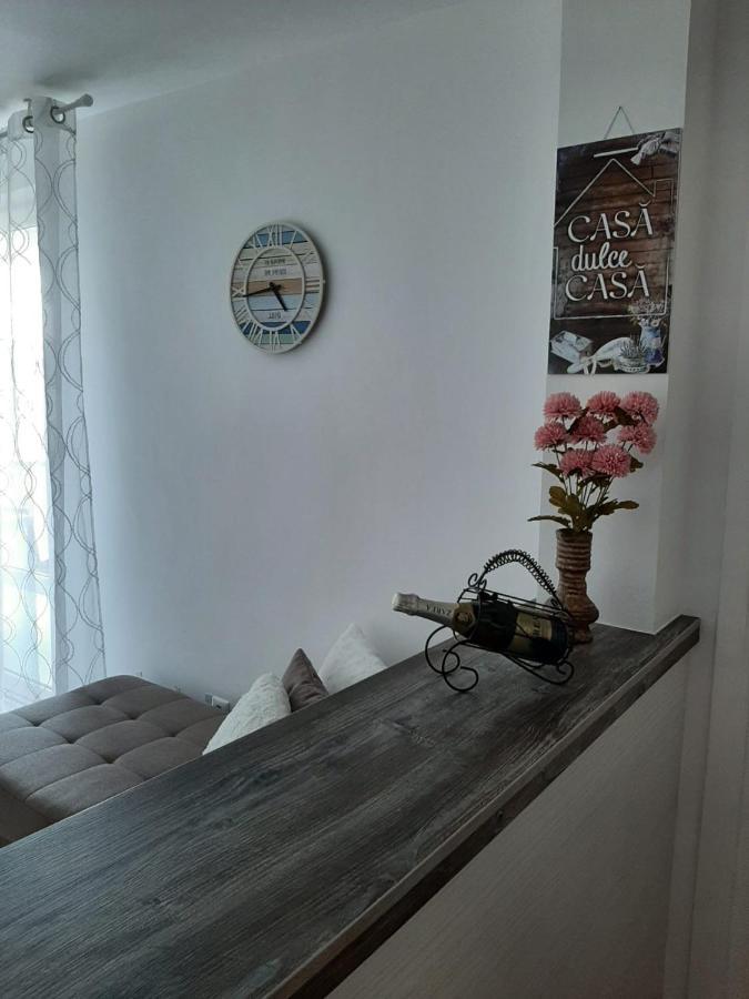 Chic Apartament Deva Exterior foto